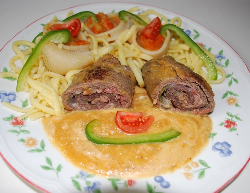 Rindsschnitzel (gefüllt) Rindsschnitzel (gefüllt)
