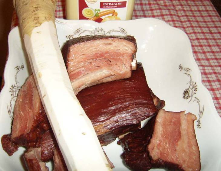 Rippalan mit Erdäpfelsauce Rippalan mit Erdäpfelsauce