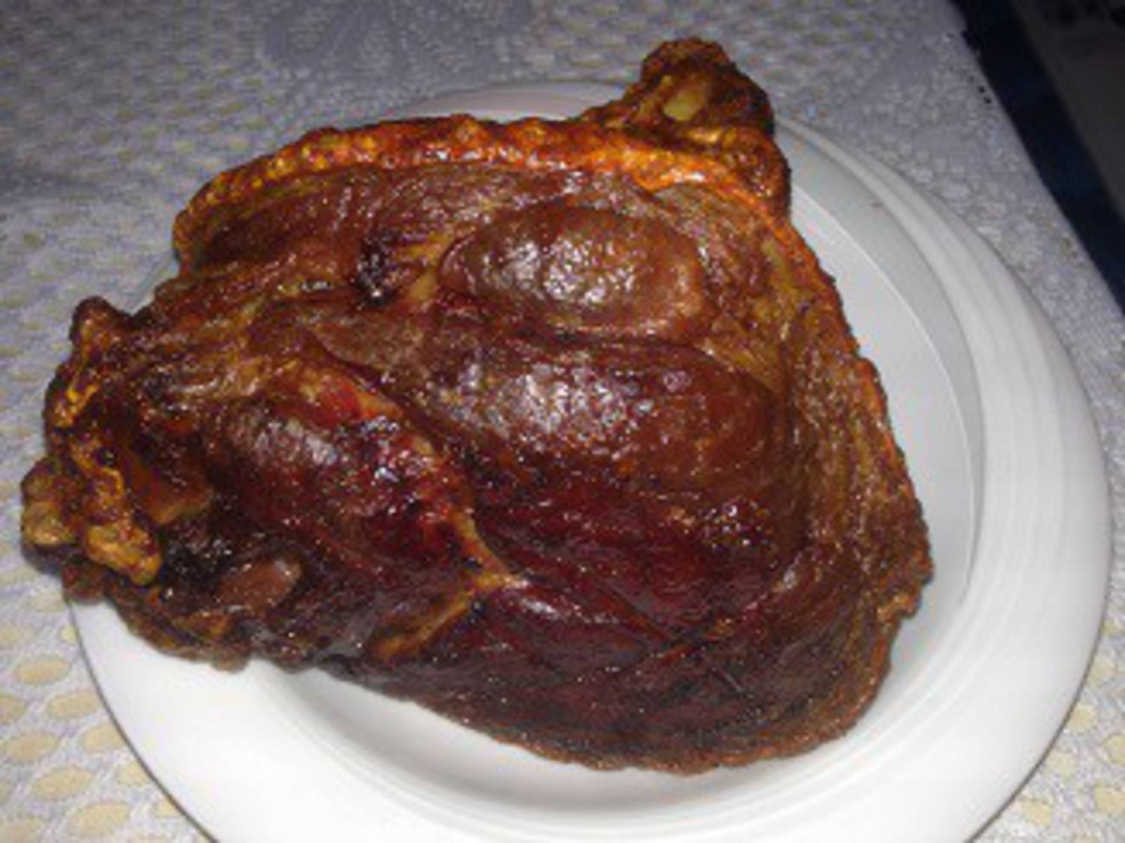 Gegrillte Schweinshaxe