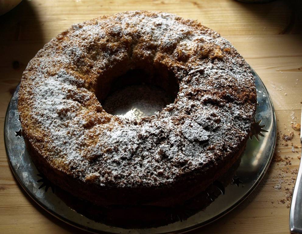 Kranzkuchen aus Vollkorndinkelmehl Kranzkuchen aus Vollkorndinkelmehl