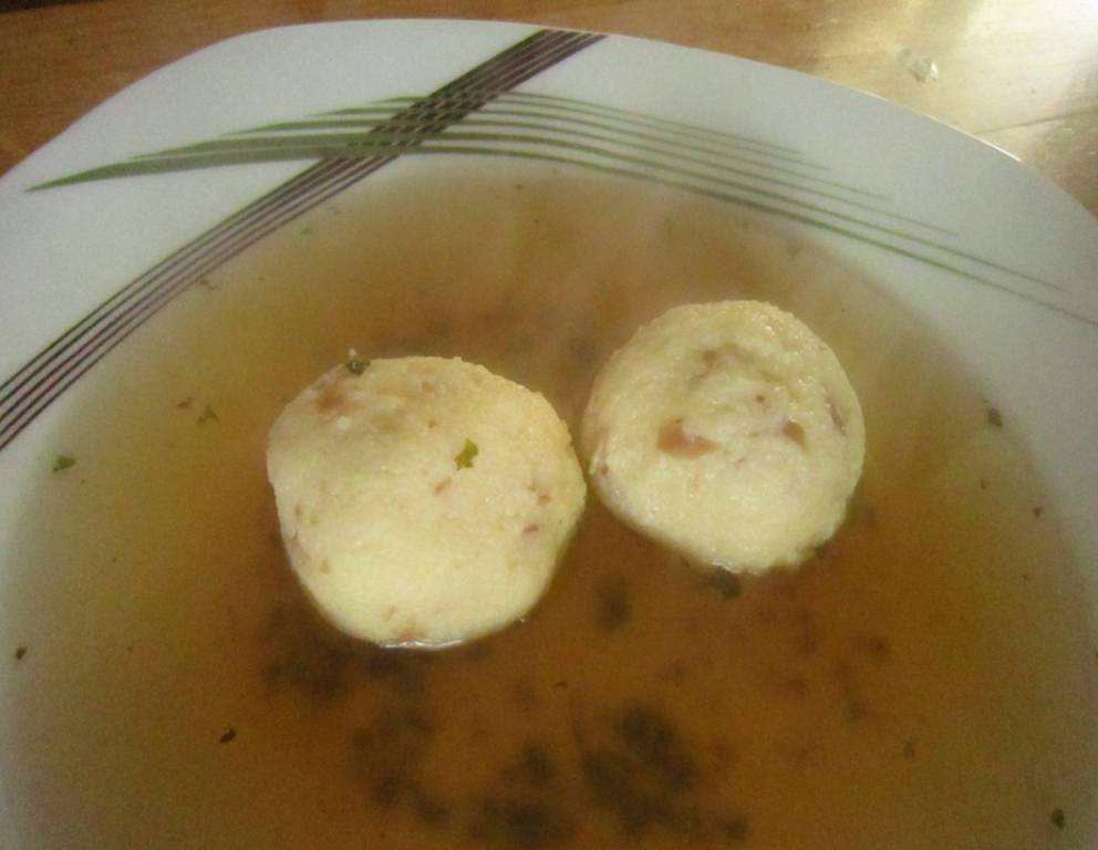 Speckgrießknöderl Speckgrießknöderl