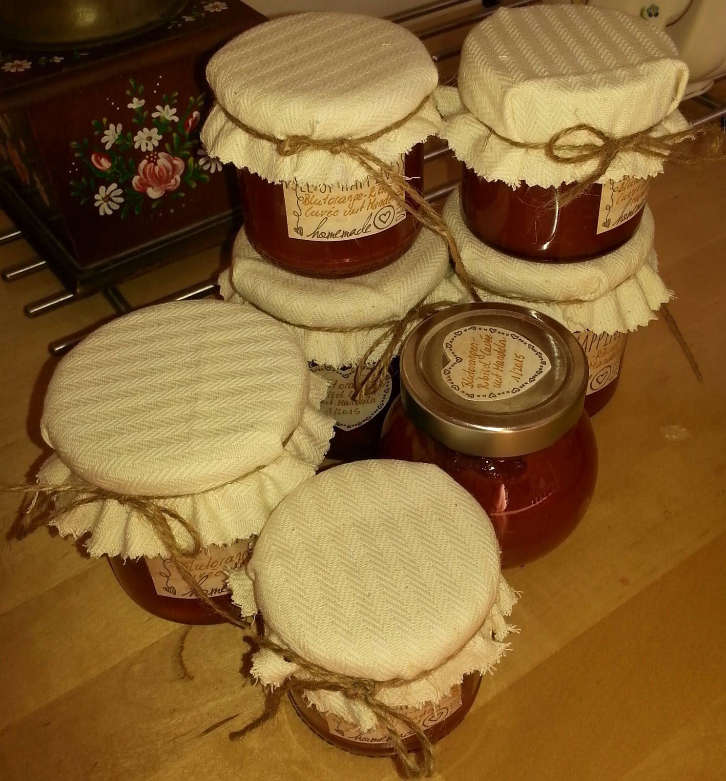 Blutorangen-Ribisel-Gelee mit Mandeln Rezept - ichkoche.ch