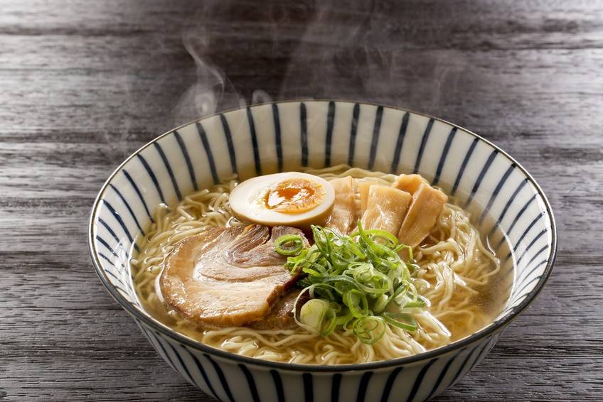 Tonkotsu Ramen - Japanische Nudelsuppe