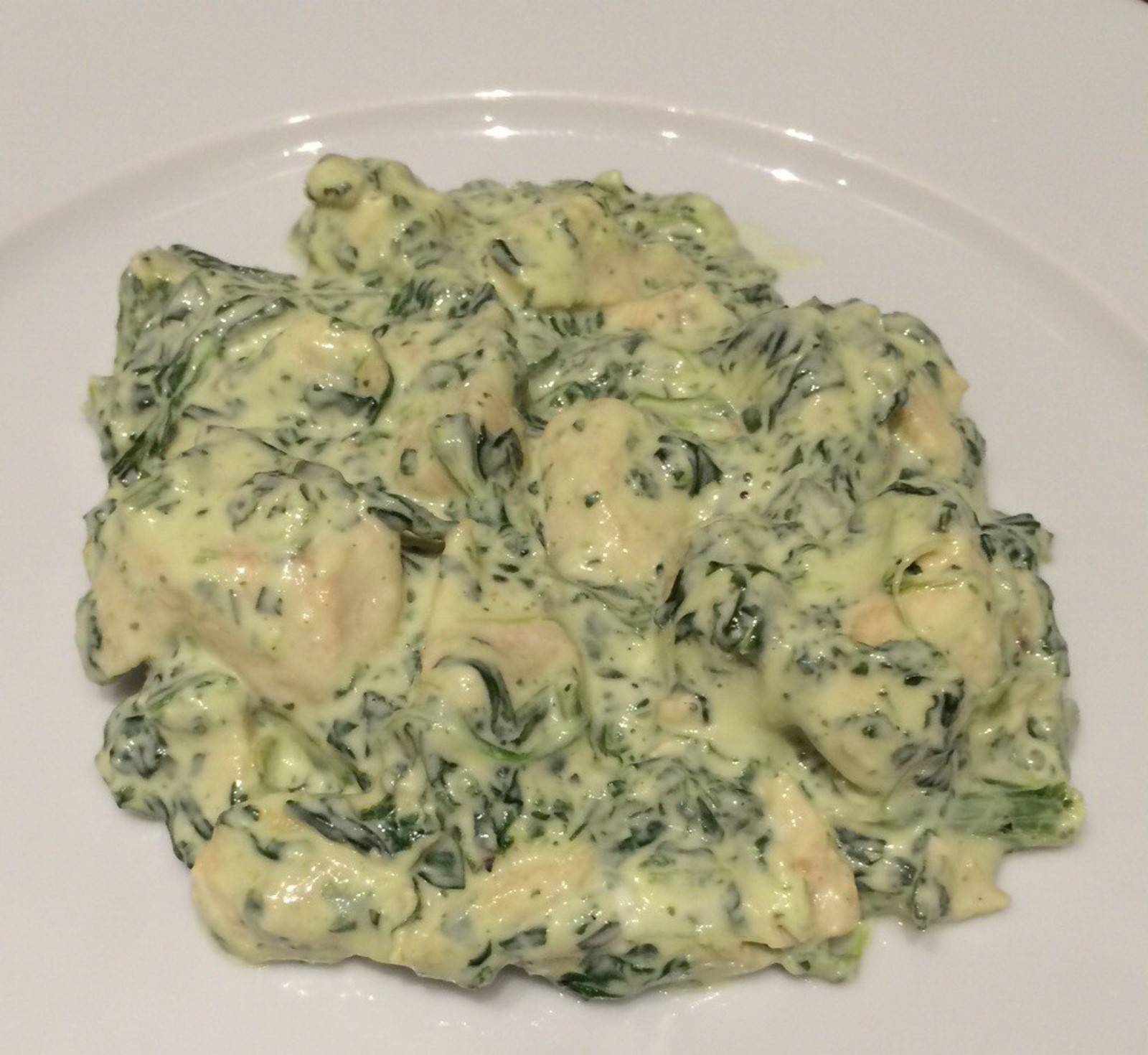 Hühnergeschnetzeltes mit Spinat und Frischkäse Rezept - ichkoche.de