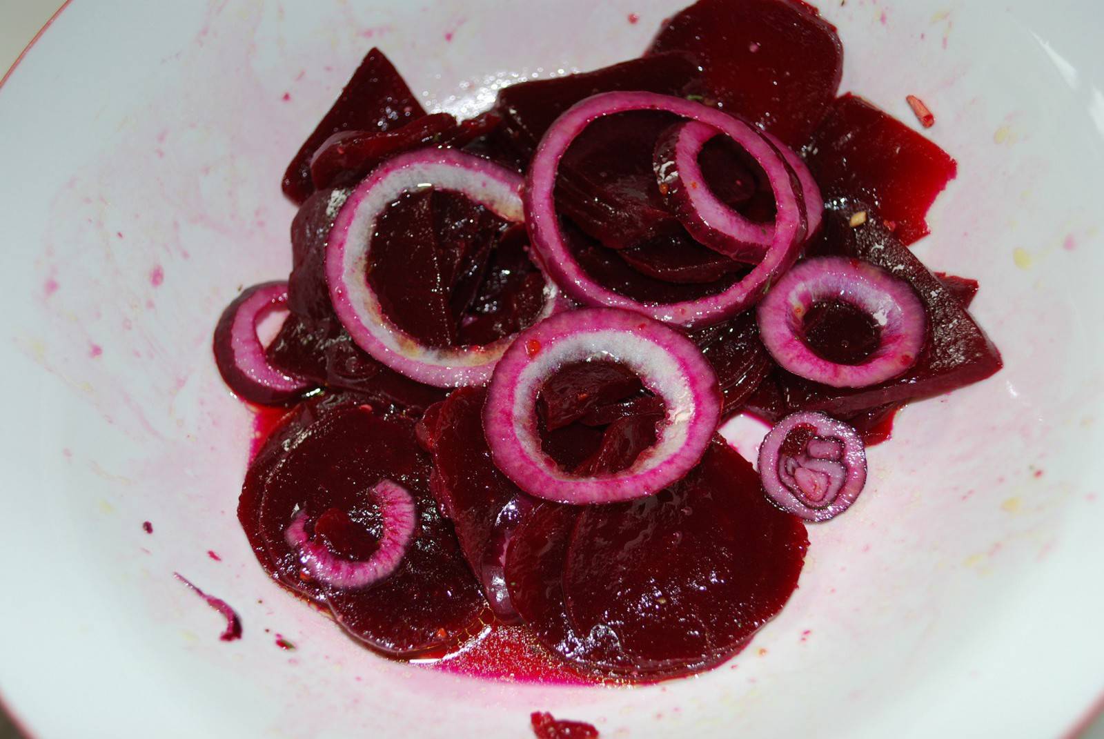 Rote Rüben Salat Rezept - ichkoche.de Rote Rüben Salat Rezept - ichkoche.de