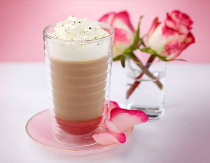 Rose Caffè Latte mit Vanille
