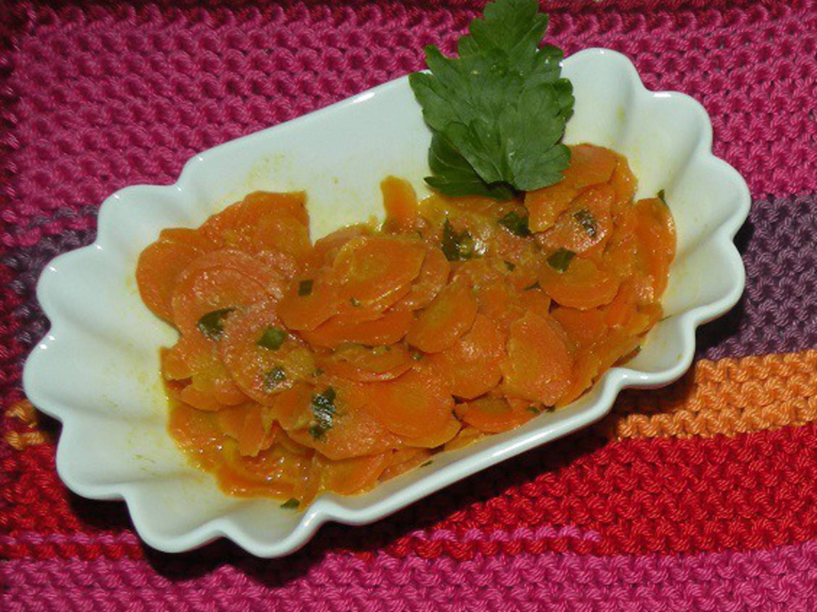 Karottengemüse fein Rezept - ichkoche.de Karottengemüse fein Rezept - ichkoche.de