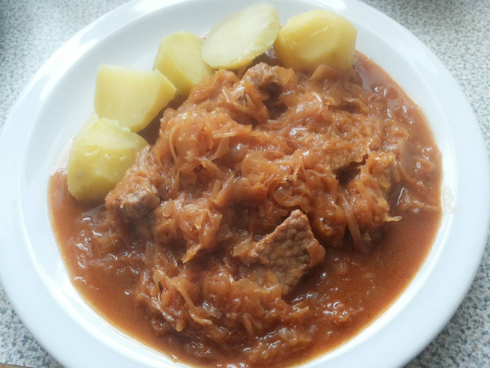 Szegediner Gulasch Rezept - ichkoche.de Szegediner Gulasch Rezept - ichkoche.de