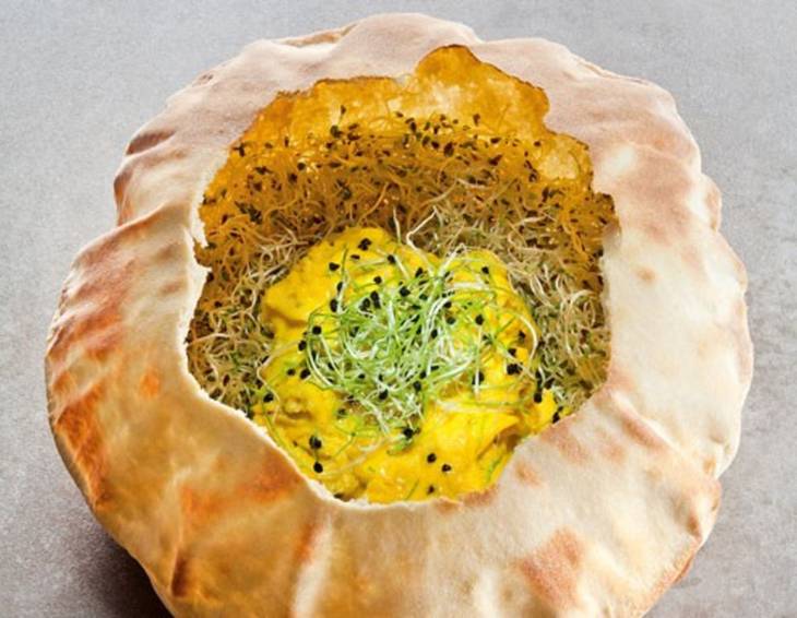 Ei im Pizzabrot-Nest Ei im Pizzabrot-Nest