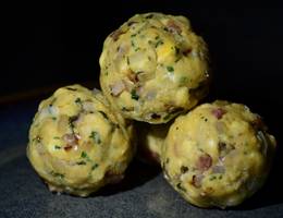 Tiroler Speckknödel Tiroler Speckknödel