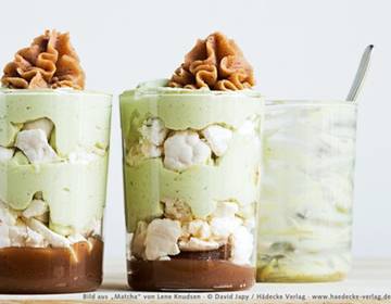 Trifle mit Matcha-Schlagobers und Maroni Trifle mit Matcha-Schlagobers und Maroni