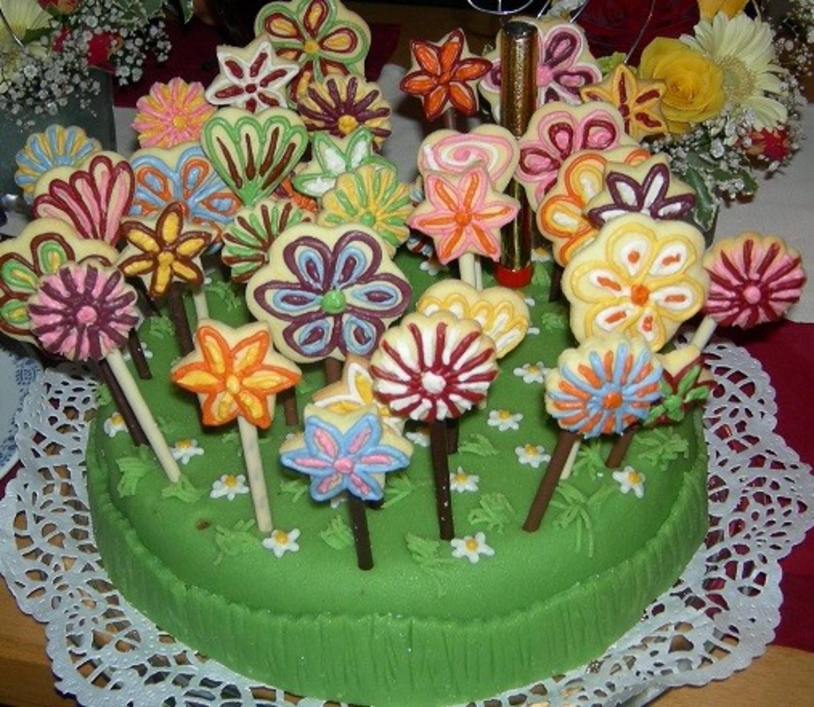 Blumenwiesen-Torte