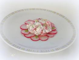 Radieschensalat mit Sauerrahm Radieschensalat mit Sauerrahm