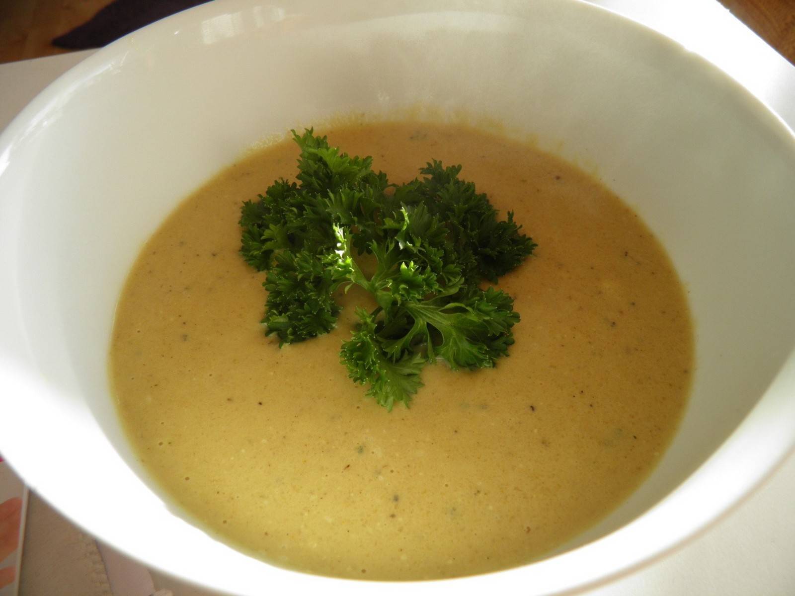 Pastinakensuppe Rezept - ichkoche.ch