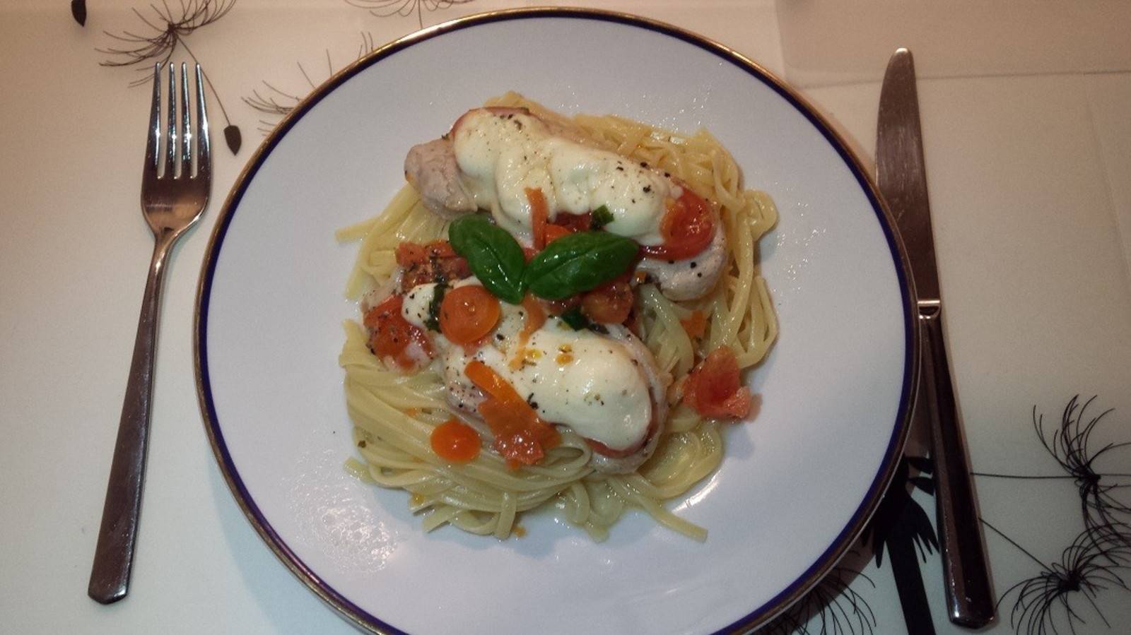 Tomate-Mozzarella Minutensteaks