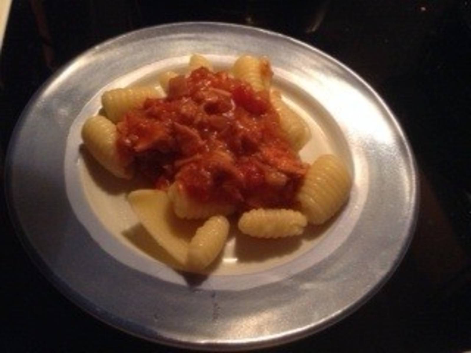 Thunfisch-Zwiebelpasta