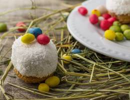 Oster-Kokos-Cupcakes Oster-Kokos-Cupcakes