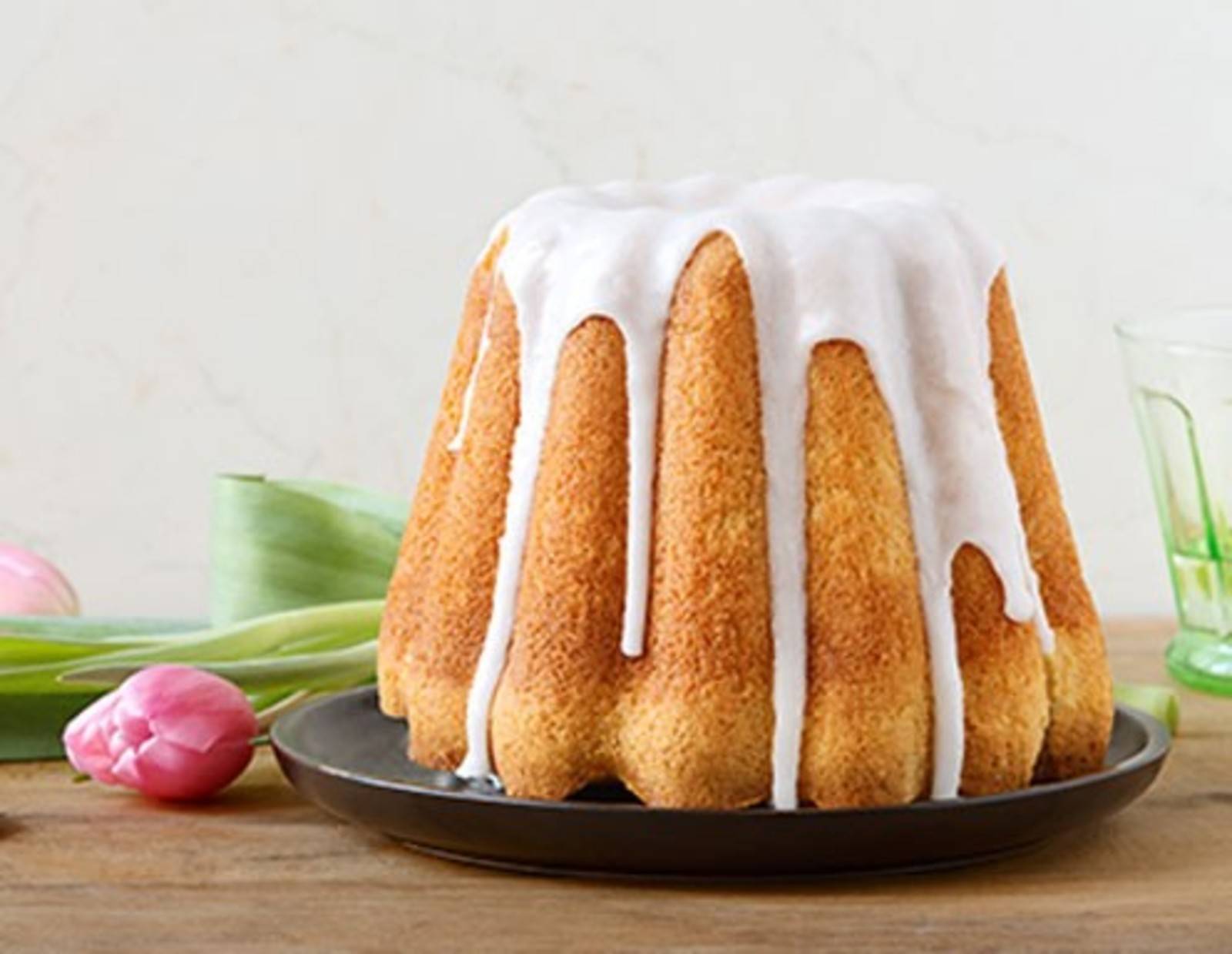 Marzipan-Gugelhupf Rezept
