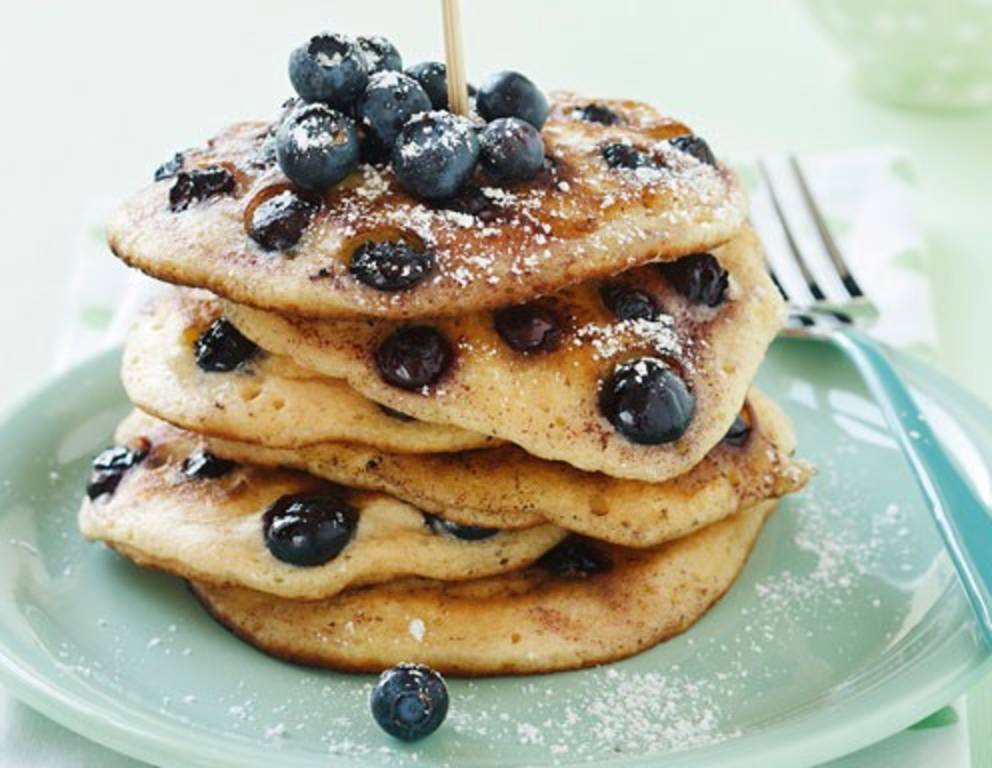 Pancakes mit Heidelbeeren Pancakes mit Heidelbeeren