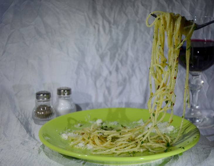 Spaghetti aglio e olio Spaghetti aglio e olio
