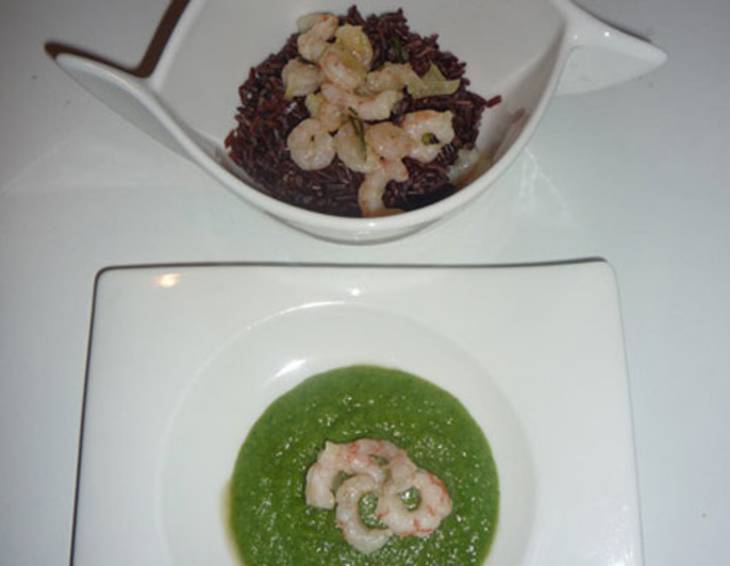 Riz Rouge mit Garnelen und Brokkoli-Creme Rezept Riz Rouge mit Garnelen und Brokkoli-Creme Rezept