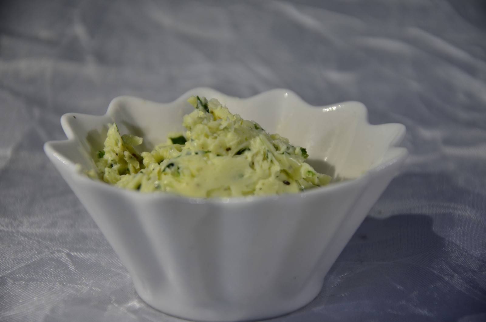Kräuterbutter Rezept - ichkoche.de