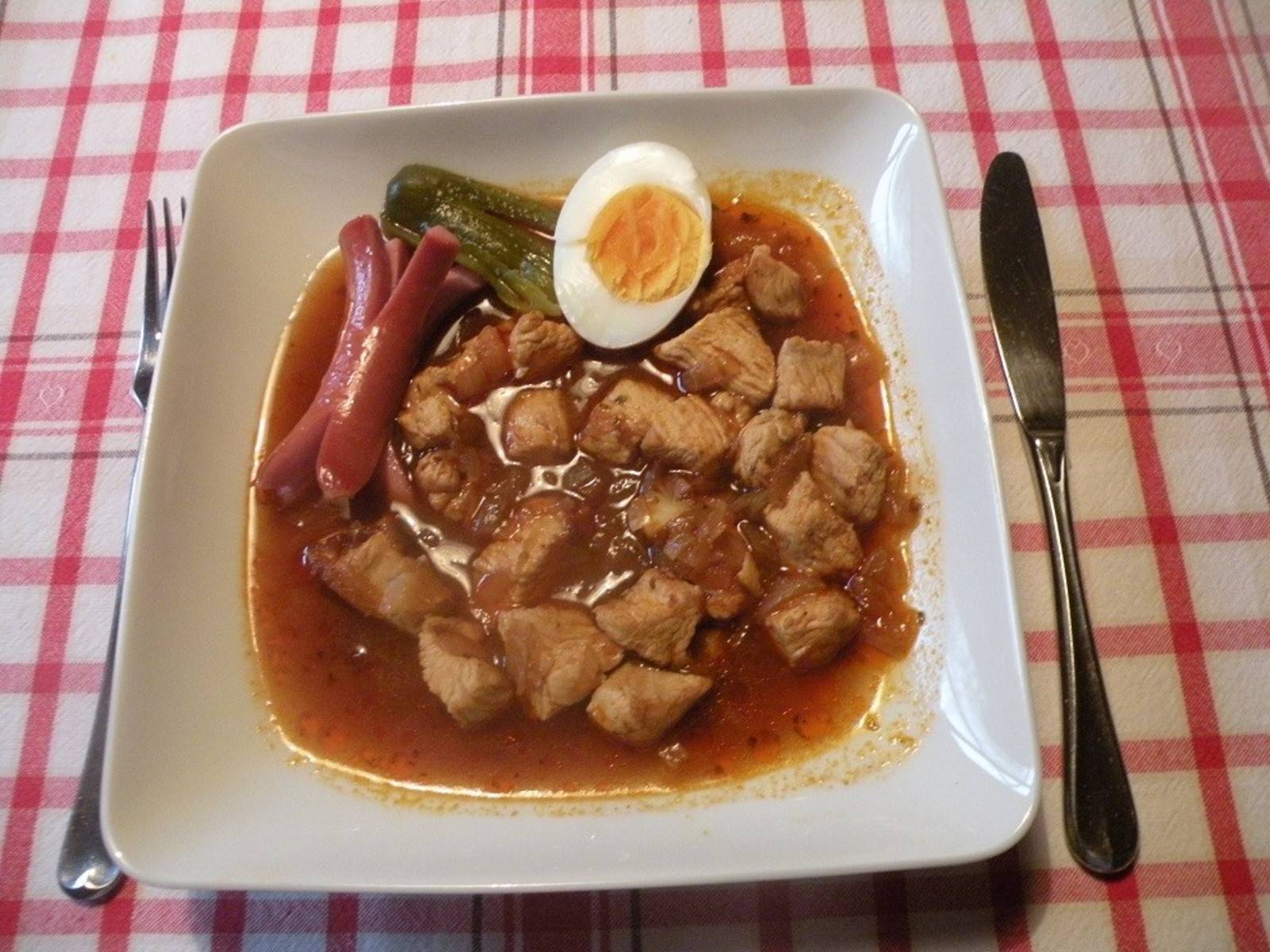 Rindsgulasch Rezept - ichkoche.de
