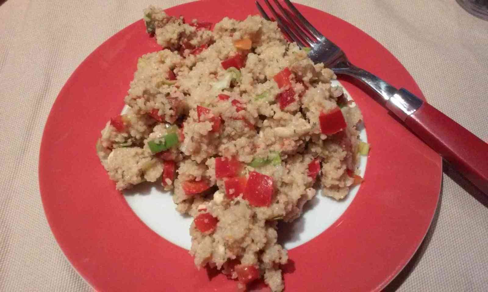 Bunter Vollkorn-Couscoussalat Rezept - ichkoche.de Bunter Vollkorn-Couscoussalat Rezept - ichkoche.de