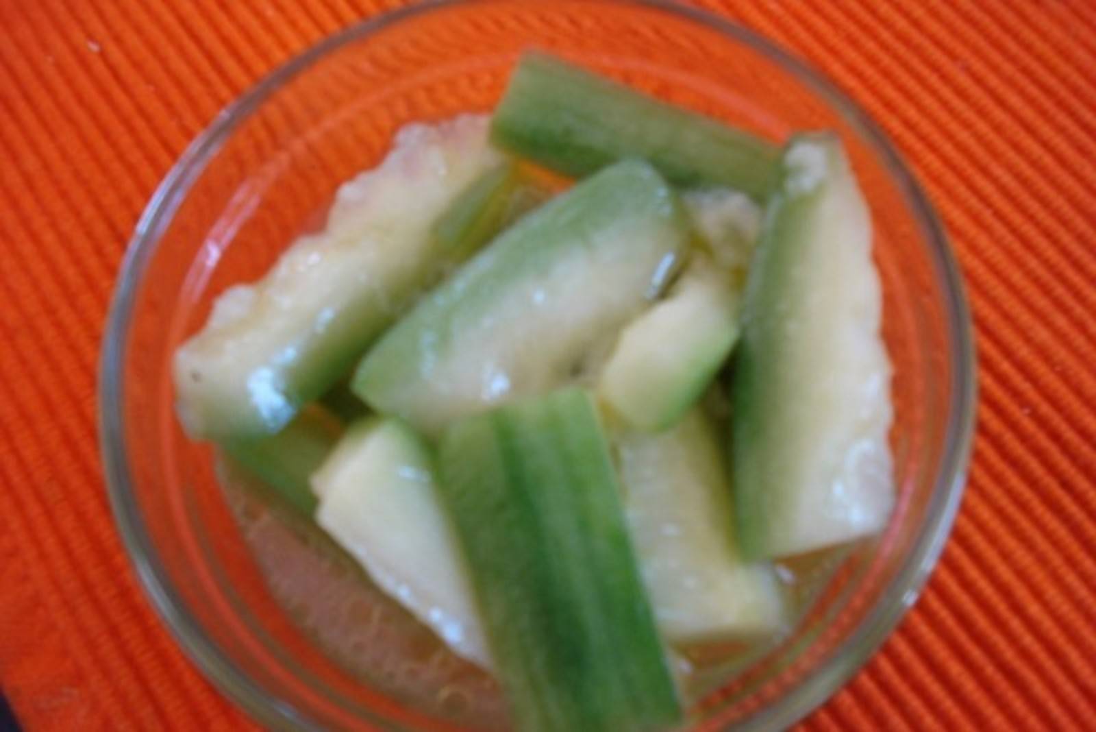 Chinesischer Gurkensalat Rezept - ichkoche.ch Chinesischer Gurkensalat Rezept - ichkoche.ch