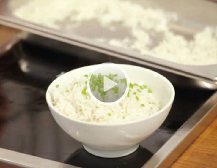 Video - Reis aus dem Dampfgarer