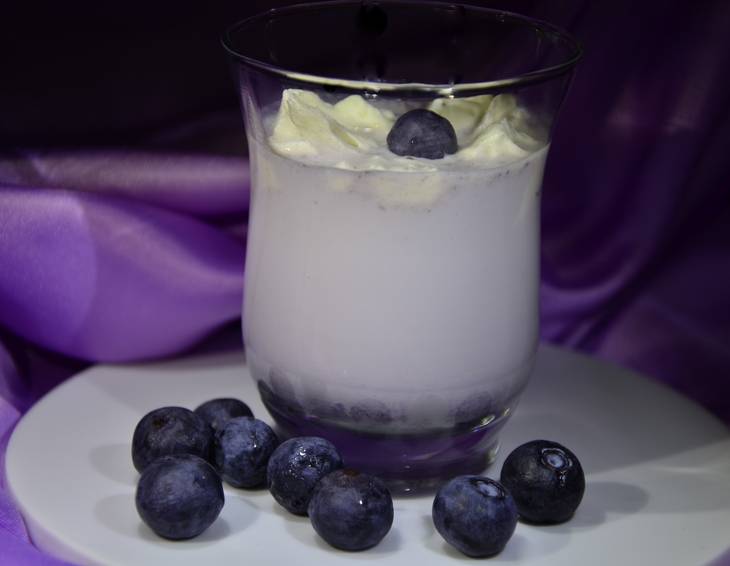 Heidelbeeren-Topfencreme Heidelbeeren-Topfencreme