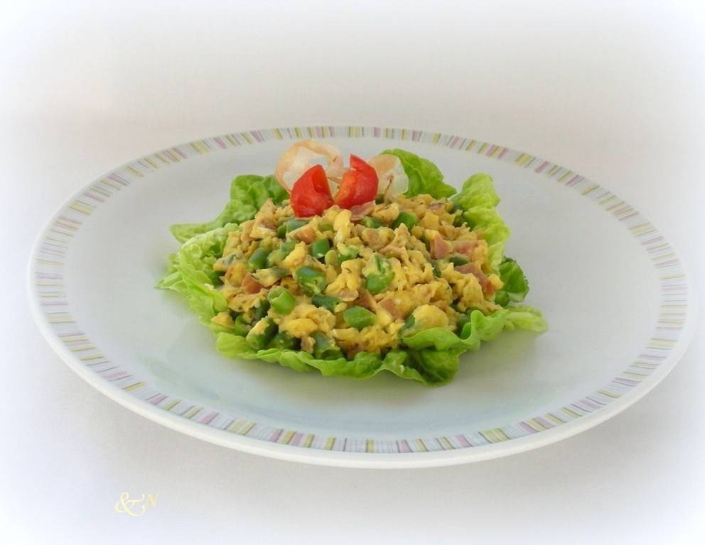 Eierspeise mit Speck und grünen Bohnen Eierspeise mit Speck und grünen Bohnen