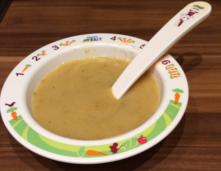 BABY: Birne-Banane-Haferflockenbrei BABY: Birne-Banane-Haferflockenbrei