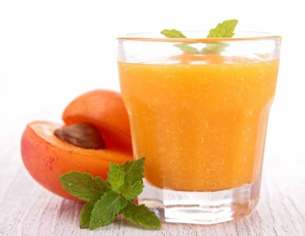 Fruchtiger Sommer-Smoothie Fruchtiger Sommer-Smoothie