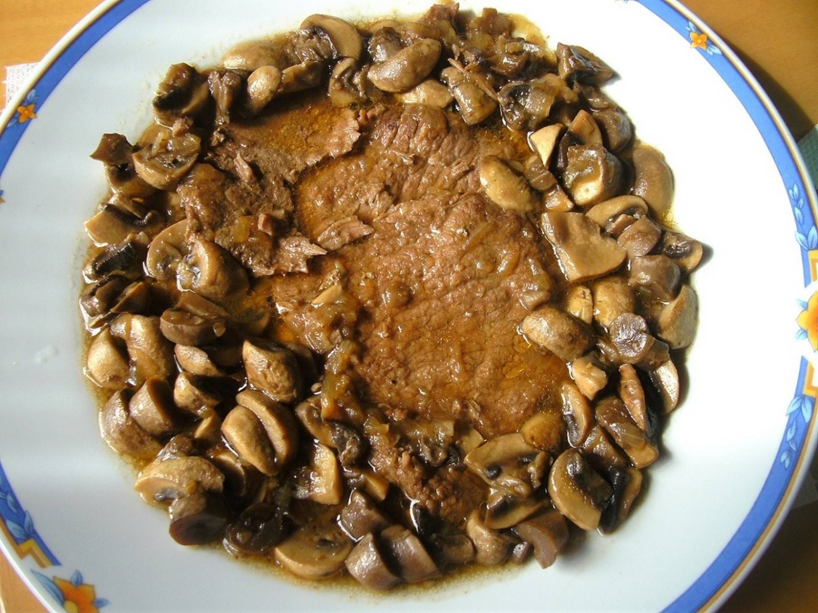 Champignonschnitzel natur vom Rind