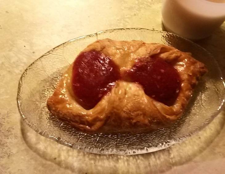 Blätterteig-Schiffchen mit Puddingfülle Blätterteig-Schiffchen mit Puddingfülle