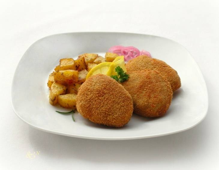 Mini Schweinsschnitzel mit Ofenkartoffeln Mini Schweinsschnitzel mit Ofenkartoffeln