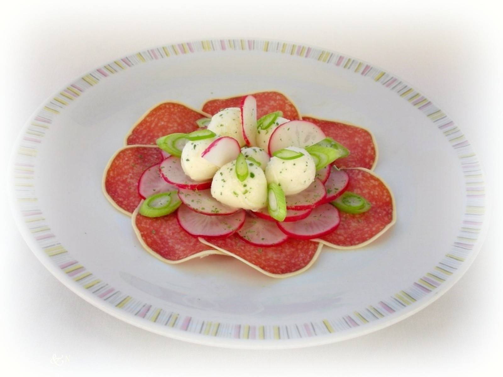 Salami-Radieschen-Carpaccio