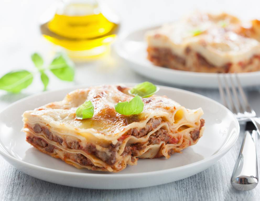 Lasagne aus der Mikrowelle Lasagne aus der Mikrowelle