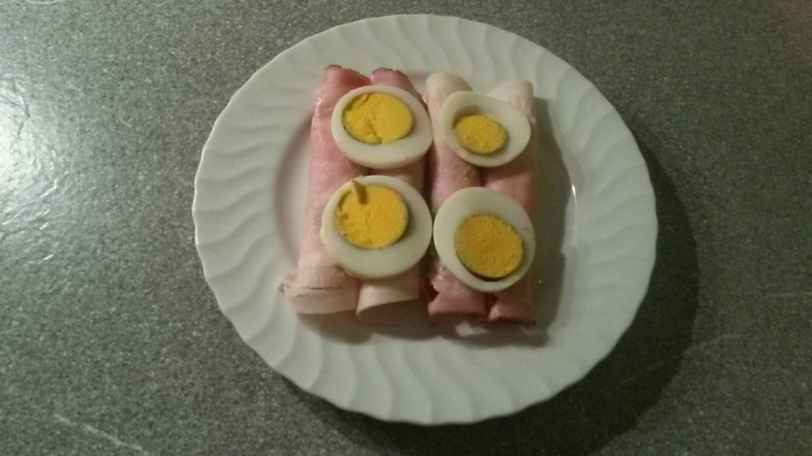 Schinkenröllchen Rezept - ichkoche.ch Schinkenröllchen Rezept - ichkoche.ch