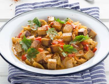 Die besten Tofu Rezepte Sie sehen dieses Bild nicht? Klicken Sie mit der rechten Maustaste darauf und wählen Sie „Bilder herunterladen.“