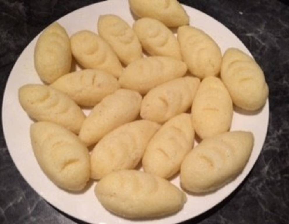Grießnockerl Grundrezept Grießnockerl Grundrezept