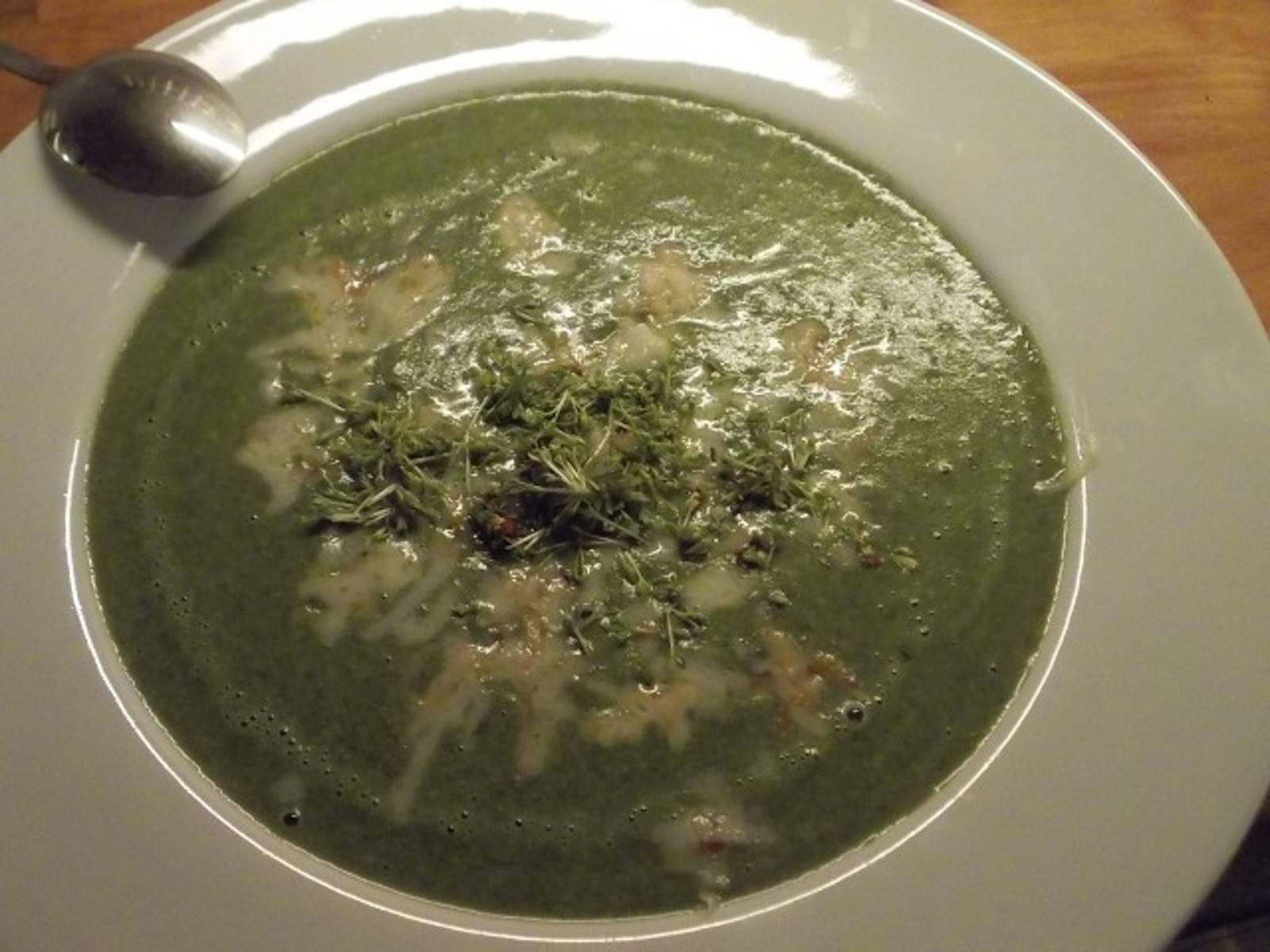Bärlauchsuppe mit Räucherkäse Rezept - ichkoche.ch Bärlauchsuppe mit Räucherkäse Rezept - ichkoche.ch