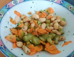 Knackiger Bohnensalat Knackiger Bohnensalat