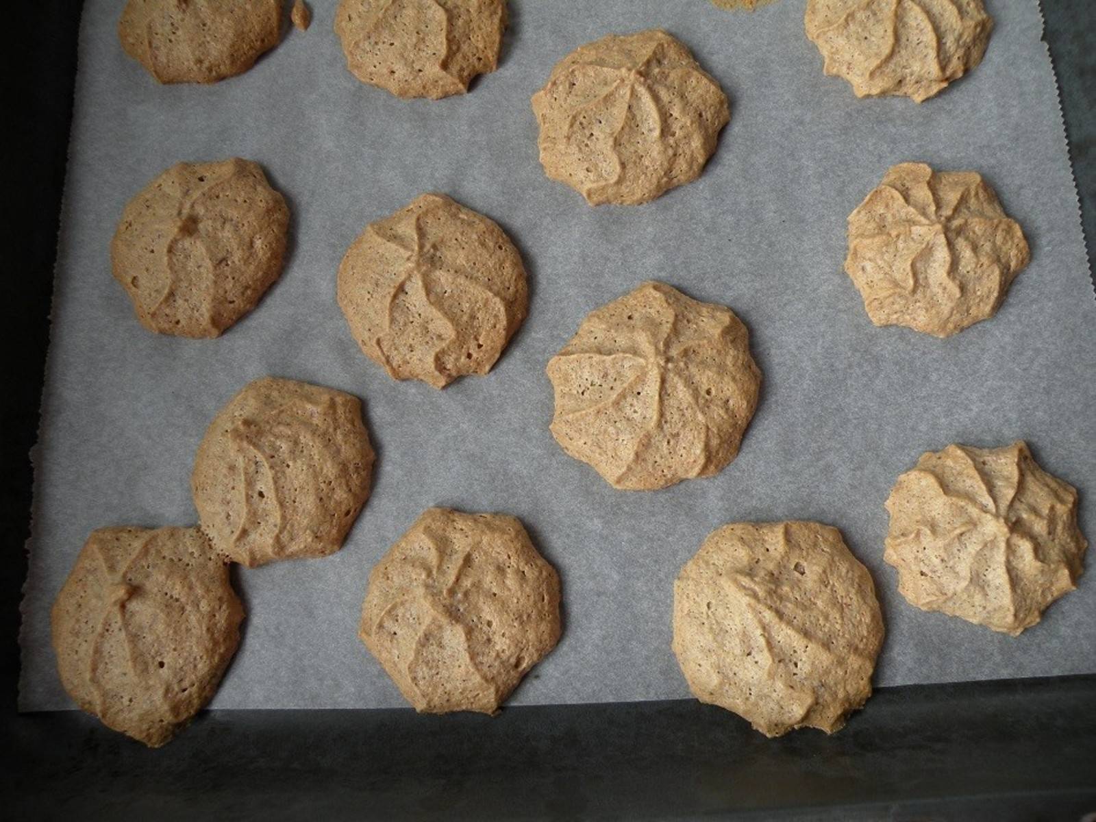 Mandelmakronen Rezept - ichkoche.ch Mandelmakronen Rezept - ichkoche.ch