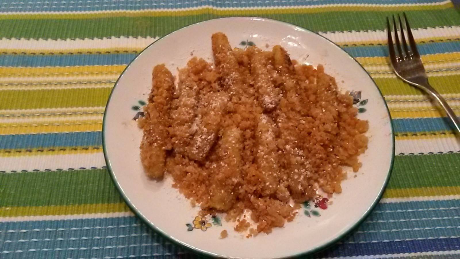 Erdäpfelnudeln in Butterbröseln Rezept - ichkoche.de Erdäpfelnudeln in Butterbröseln Rezept - ichkoche.de