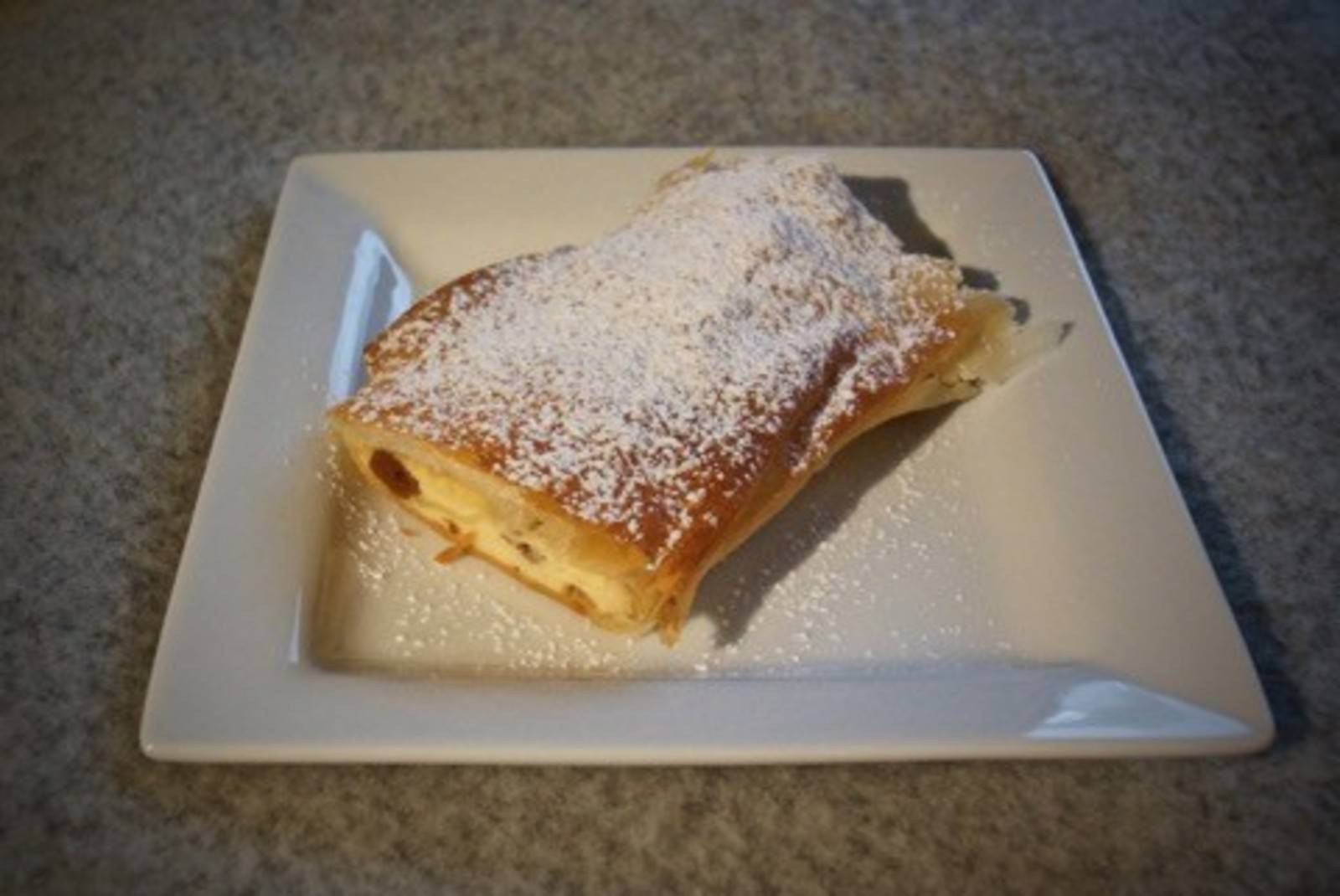 Topfenstrudel