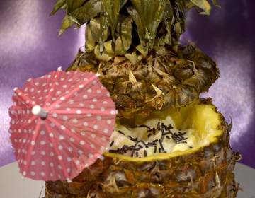 Ananas mit Schuss Ananas mit Schuss