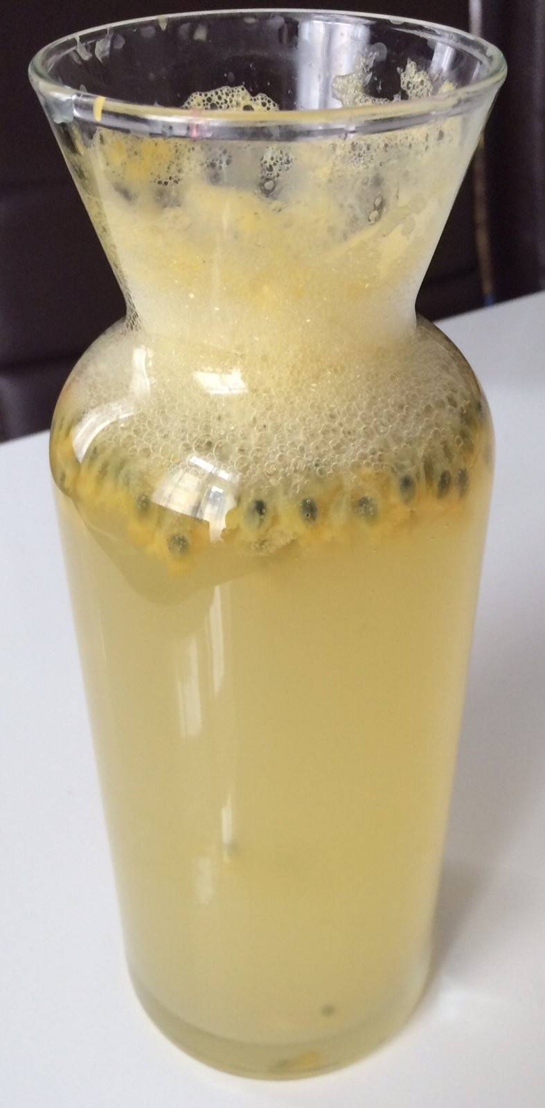 Maracuja-Zitronen-Limonade