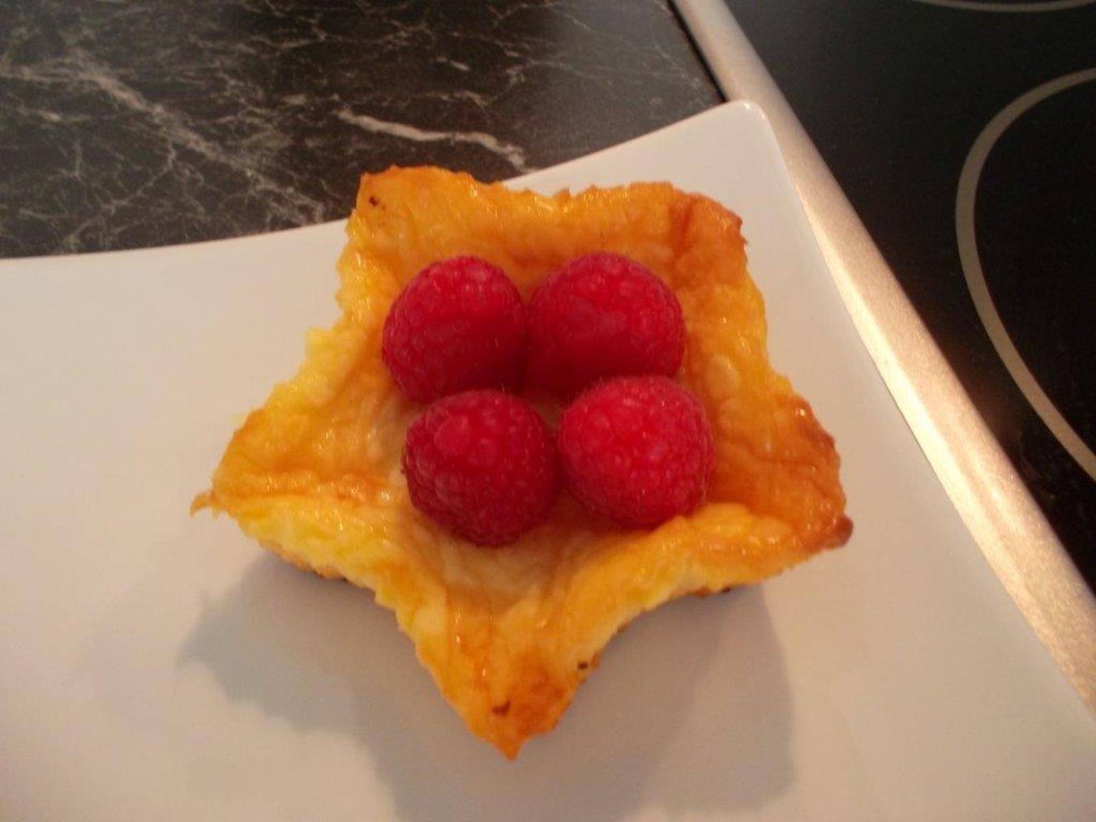 Blätterteig-Himbeer-Sternchen Rezept - ichkoche.de Blätterteig-Himbeer-Sternchen Rezept - ichkoche.de